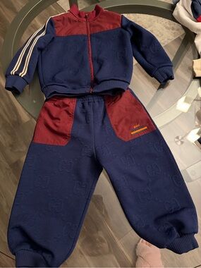 Gucci Kids Navy & Burgundy Track Pants - Boys
Jacket 12/18 month bottoms 24month